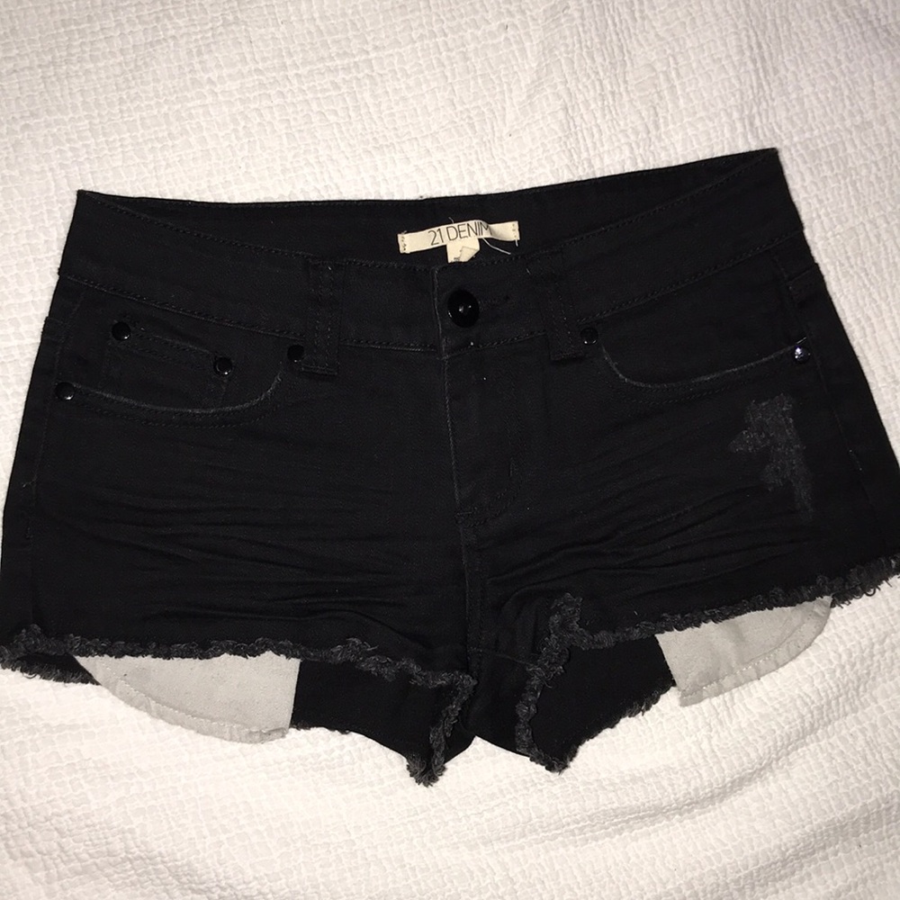 Forever 21 black shorts
